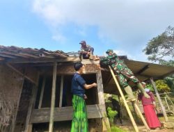Kodim 0621/Kab Bogor, Kebut Pengerjaan Perehaban 2 Rumah Warga di Kecamatan Sukamakmur