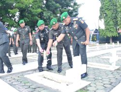 DANREM 132/TADULAKO PIMPIN ZIARAH ROMBONGAN PERINGATAN HUT KE-66 KODAM XIII/MDK
