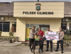 Penyerahan Hewan Kurban kepada Warga Cilincing