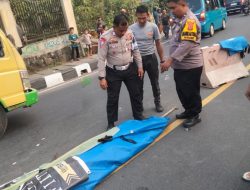 Polsek Caringin Bersama Unit  Lakalantas Ciawi Polres Bogor, Olah Tkp dan Evakuasi Korban Meninggal Dunia