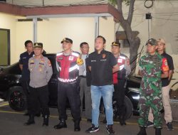 Polres Metro Jakarta Utara Gelar Apel Kegiatan Rutin Kepolisian Yang Ditingkatkan (KRYD) di Wilayah Polsek Tanjung Priok