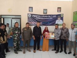 Pemdes Gintung Cilejet Menyalurkan Bantuan Langsung Tunai Dana Desa (BLT-DD) Tahun 2024