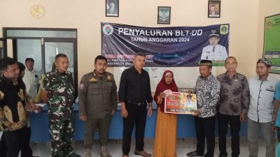 Pemdes Gintung Cilejet Menyalurkan Bantuan Langsung Tunai Dana Desa (BLT-DD) Tahun 2024