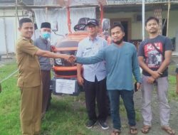 Sukseskan Program Ketahanan Pangan Desa Mekarsari, Mendapatkan Bantuan Traktor dari Menteri Pertanian