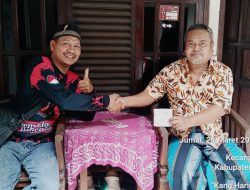 Ramadhan Kareem, Ketua Pemuda Pancasila Kel.Bunder-Cikupa Berikan Santunan Yatim Piatu kepada DKM Masjid Nurul Yaqien