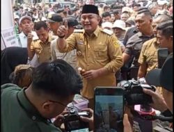 Kabar Gembira! Kunjungan Bupati dan Wakil Bupati Bogor ke Parungpanjang Menyampaikan Kepada Masyarakat Sebentar Lagi Jalan Akan di Bangun