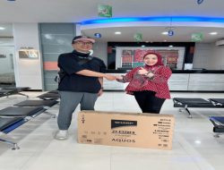 BRI Gading Serpong Serahkan Hadiah Undian Simpedes, Wujud Apresiasi Kepada Nasabah Setia