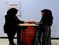 BRI Gading Serpong Serahkan Hadiah Undian Simpedes, Wujud Apresiasi kepada Nasabah Setia