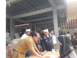 Pemerintah Desa Lumpang, Salurkan Bantuan Beras 20 kg kepada 2017 Penerima Manfaat