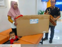 BRI Unit Jatiuwung, Serahkan Hadiah Utama Undian Simpedes kepada Nasabah Beruntung