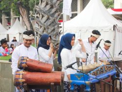 Gema Rampak Bedug Semarakkan Istiqlal Halal Walk 2025