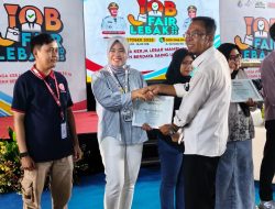 Bank BRI BO Rangkasbitung Diganjar Penghargaan atas Kepedulian terhadap Pengembangan Tenaga Kerja Lokal