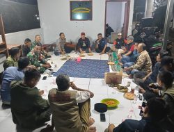 Sinergi TNI–Polri dan Warga, Koramil 06/Cakung Gelar Siskamling Perkuat Keamanan di Wilayah.