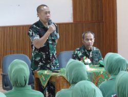 Penyuluhan Bintal Kepada Prajurit, PNS dan Persit KCK Cabang XIX Kodim 0505/JT.