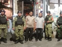 Koramil 04/Pulogadung Bersama Komduk Gelar Patroli/Siskamling, Jaga Keamanan Wilayah Jelang dan Usai Sahur.