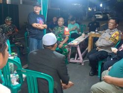 Perkuat Keamanan Wilayah, Koramil 08/Duren Sawit Gelar Patroli/Siskamling Bersama Warga.