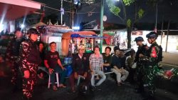 Patroli Komduk, Babinsa dan Warga Bersatu Jaga Wilayah Tetap Kondusif