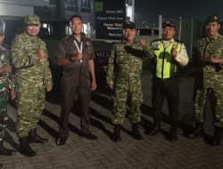 Patroli Gabungan Koramil 03/Ps.Rebo-Ciracas dan Komduk Perkuat Keamanan Wilayah Pasar Rebo