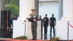 Komandan Grup 1 Kopassus Membacakan Pembukaan UUD 1945 pada Upacara Hari Lahir Pancasila di KP3B Banten