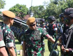 Kunjungan Kerja Danpussenarmed TNI AD Beserta Ibu di Batalyon Armed 8/Uddhata Yudha