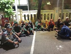 Babinsa Koramil 02/Matraman dan Tiga Pilar Gelar Patroli Malam