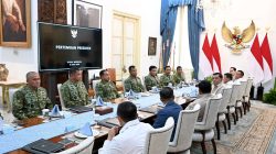 Presiden Prabowo Subianto Menerima Panglima TNI Agus Subiyanto, Wakil Panglima TNI Tandyo Budi, Serta Kepala Staf Angkatan Darat, Laut, dan Udara di Istana Merdeka, Jakarta