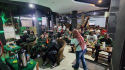 Pererat Kebersamaan Warga Lewat Nobar Piala Dunia 2026 di Makoramil Matraman
