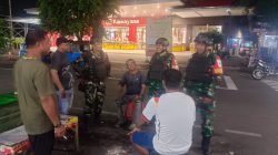 Babinsa, FKDM dan Warga Gelar Patroli Malam di Duren Sawit
