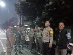 Babinsa Koramil 01/Jatinegara Bersama Komduk Gelar Patroli Malam, Perkuat Sinergi Jaga Keamanan Wilayah