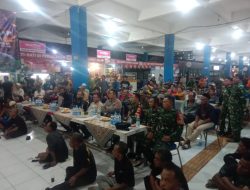 Dandim 0504/Jakarta Selatan Nobar Sepak Bola Gembira Bersama Ribuan Masyarakat Di Kemang Village