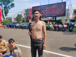 ‎Konvoi Anniversary Moonraker Cianjur Kena Razia, Polisi Temukan Sajam dan Obat Keras