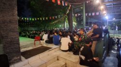 Koramil 01/Tebet Nobar Piala Dunia Bersama Masyarakat