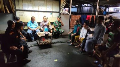Koramil 06/Cakung dan Komduk Perkuat Kamtibmas Melalui Patroli Siskamling di Penggilingan