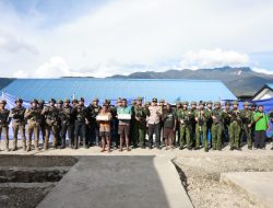 Lewat Pendekatan Humanis, TNI AD Antar Dua Eks Anggota OPM Kembali ke NKRI