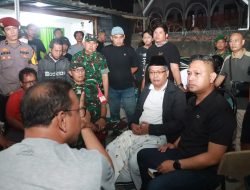 Kapolres Tangerang Selatan hadir ke lokasi keributan di TK Islam Pembangunan dan SD Islam Pembangunan, Pamulang