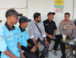 Dukung Program Kapolda Metro Jaya, Polsek Kalideres Sambangi Petugas Parkir Hari Hari Swalayan Melalui Program “Jaga Jakarta On The Spot
