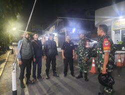 Koramil 05/Kramat Jati-Makasar Bersama Komduk Intensifkan Patroli Siskamling, Antisipasi Kenakalan Remaja