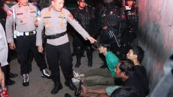 Pasca-Pembersihan Kampung Ambon, Polres Jakbar Amankan Delapan Orang Diduga Hendak Transaksi Narkoba