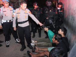 Pasca-Pembersihan Kampung Ambon, Polres Jakbar Amankan Delapan Orang Diduga Hendak Transaksi Narkoba