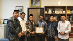 Wakil Ketua PTA Bangka Belitung Raih Penghargaan dari MUI sebagai Penegak Hukum Peduli Dhuafa