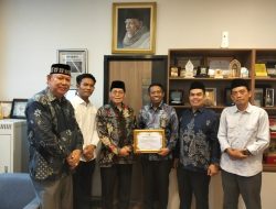 Wakil Ketua PTA Bangka Belitung Raih Penghargaan dari MUI sebagai Penegak Hukum Peduli Dhuafa