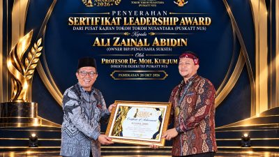Bang Ali Dinobatkan sebagai Tokoh Inovator Bisnis dan Pahlawan Kemanusiaan